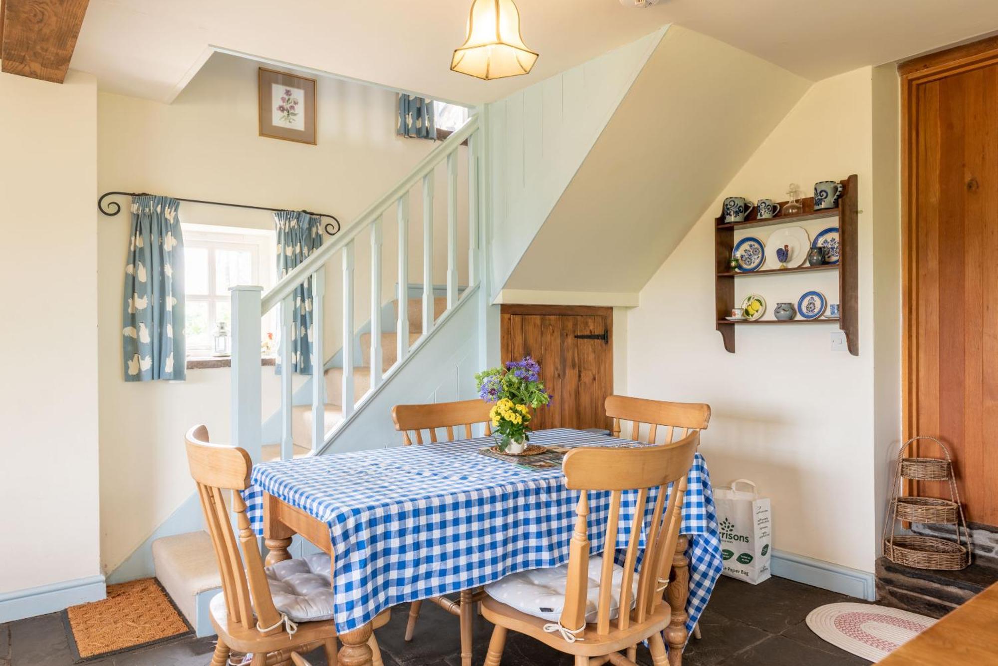 Alltybrain Farm Cottages And Farmhouse B&B Brecon Exterior photo