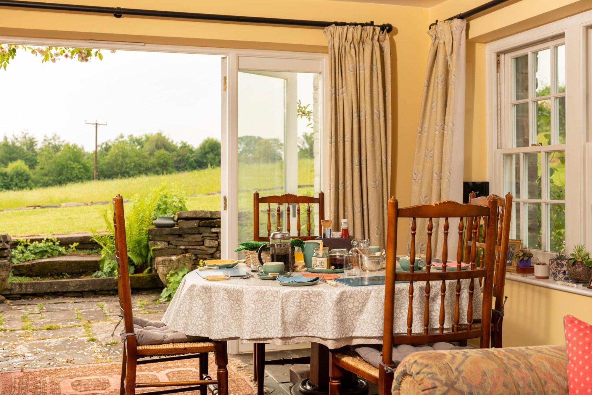 Alltybrain Farm Cottages And Farmhouse B&B Brecon Exterior photo