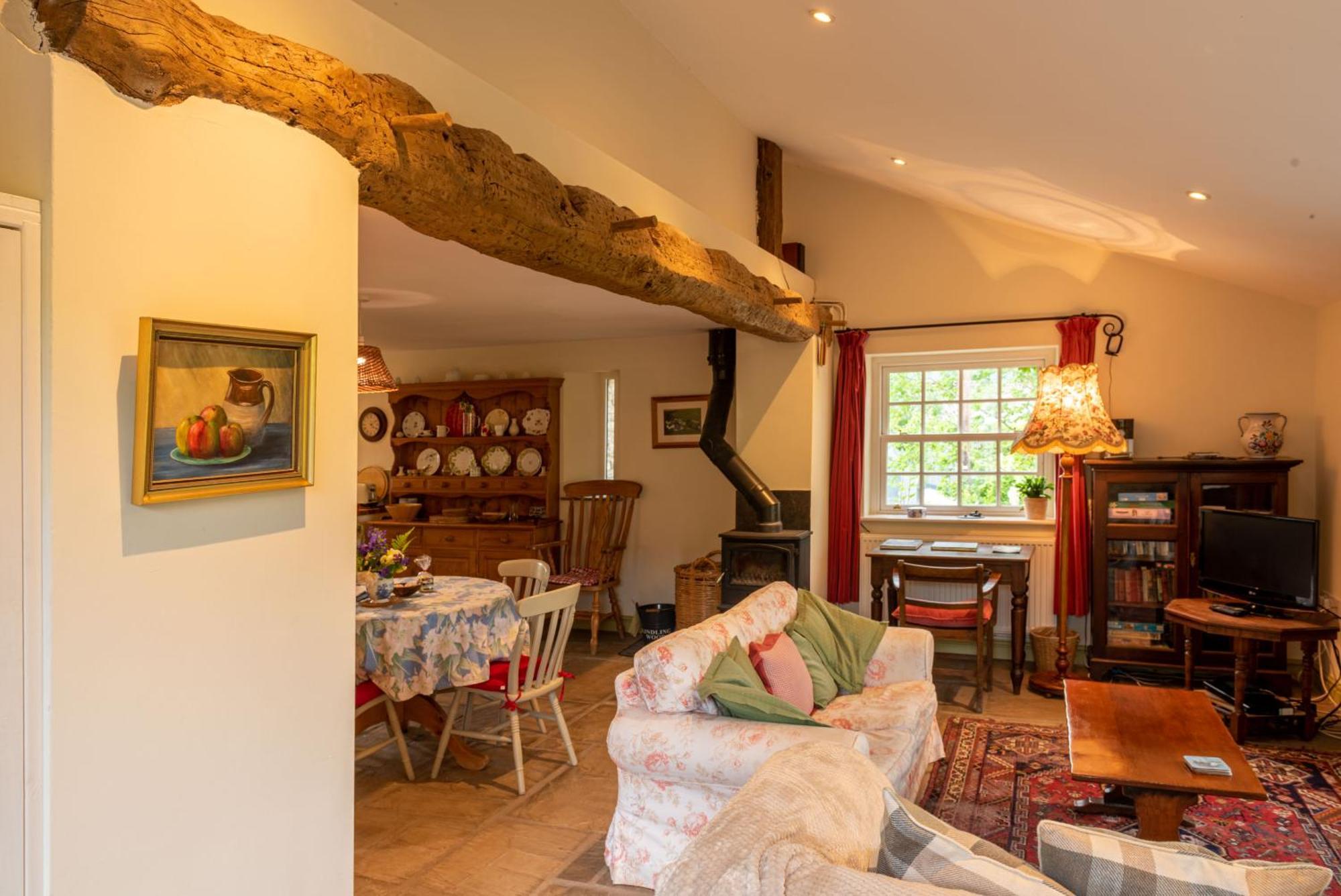 Alltybrain Farm Cottages And Farmhouse B&B Brecon Room photo